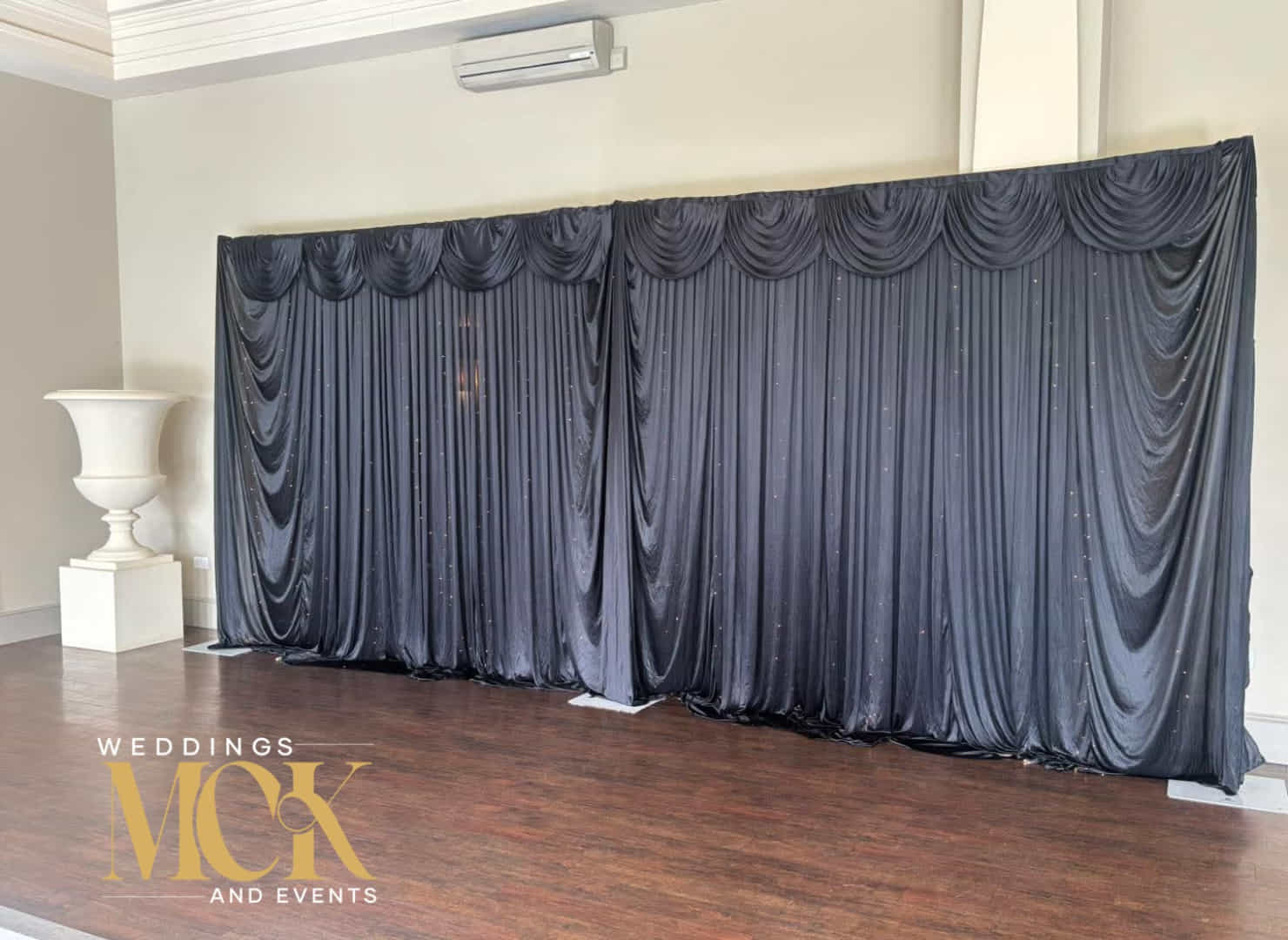 Curtain Drape MCK WEDDINGS AND EVENTS copy-1480×1080